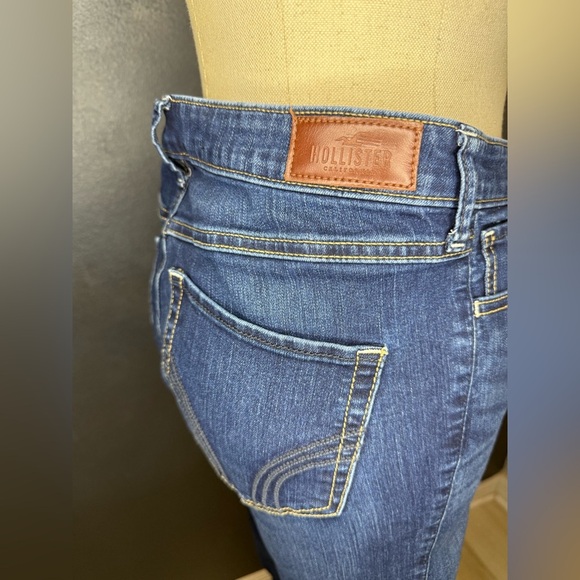 💙Hollister High Rise Super Skinny Jeans💙 - Picture 4 of 10